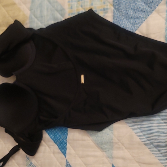 Victoria secret bathing suit - Picture 2 of 4